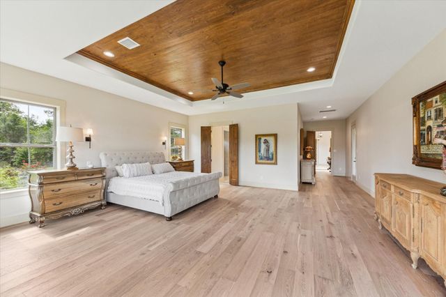 2130 Hartfield Road, Round Top, TX 78954