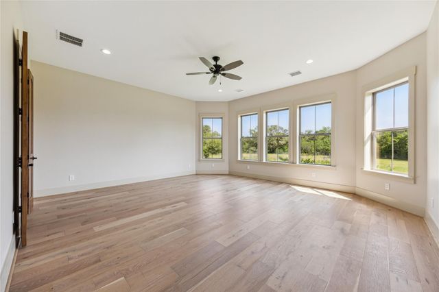 2130 Hartfield Road, Round Top, TX 78954