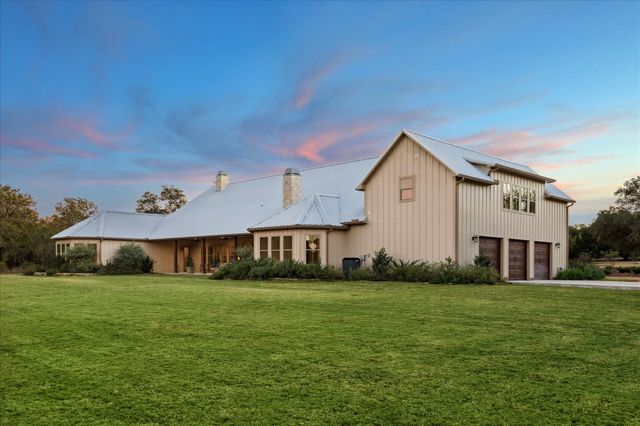 2130 Hartfield Road, Round Top, TX 78954