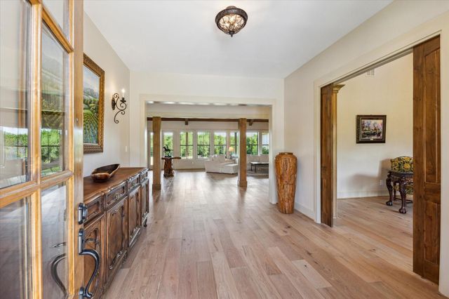 2130 Hartfield Road, Round Top, TX 78954