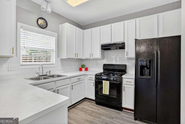 230 Valley Crossing, Canton, GA 30114