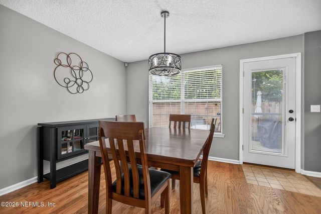 8630 SYNHOFF Drive, Jacksonville, FL 32216