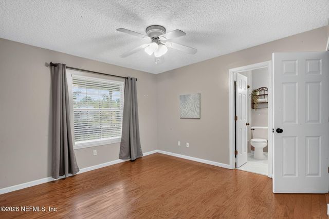 8630 SYNHOFF Drive, Jacksonville, FL 32216