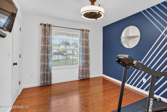 8630 SYNHOFF Drive, Jacksonville, FL 32216