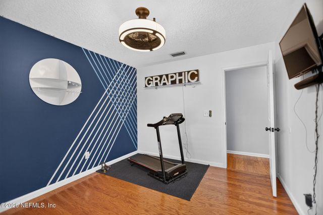 8630 SYNHOFF Drive, Jacksonville, FL 32216