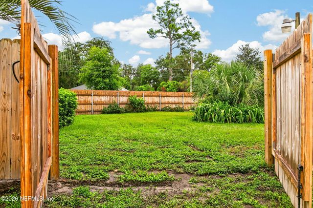 8630 SYNHOFF Drive, Jacksonville, FL 32216