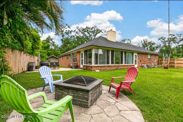 8630 SYNHOFF Drive, Jacksonville, FL 32216