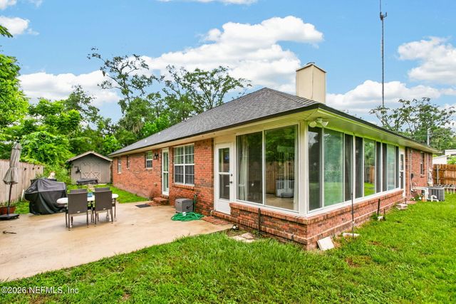 8630 SYNHOFF Drive, Jacksonville, FL 32216