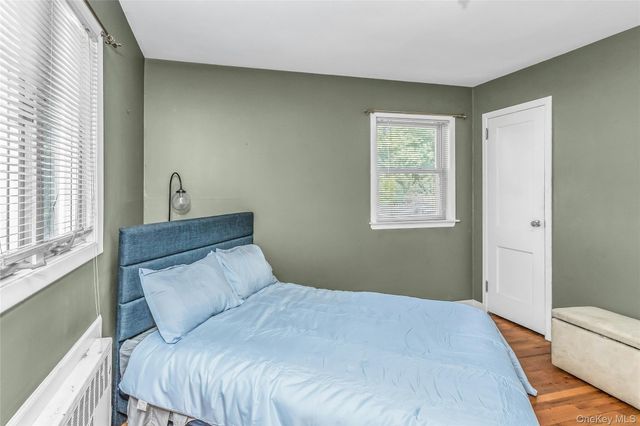 735 Muncey Road, West Islip, NY 11795