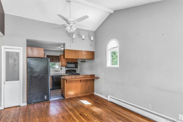 735 Muncey Road, West Islip, NY 11795