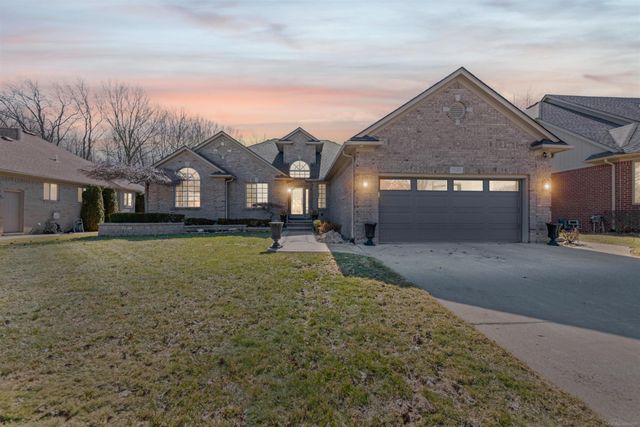 20470 Gloria Drive, Macomb Twp, MI 48044