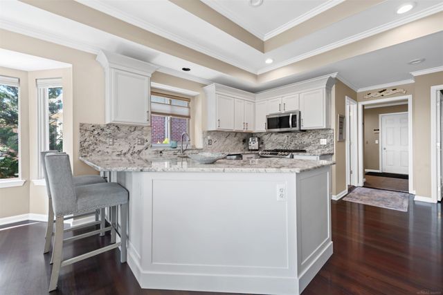 20470 Gloria Drive, Macomb Twp, MI 48044