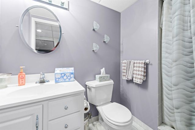 20470 Gloria Drive, Macomb Twp, MI 48044