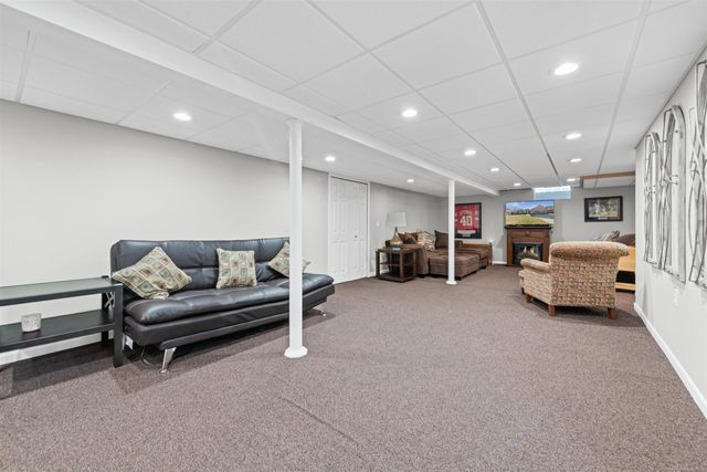 20470 Gloria Drive, Macomb Twp, MI 48044