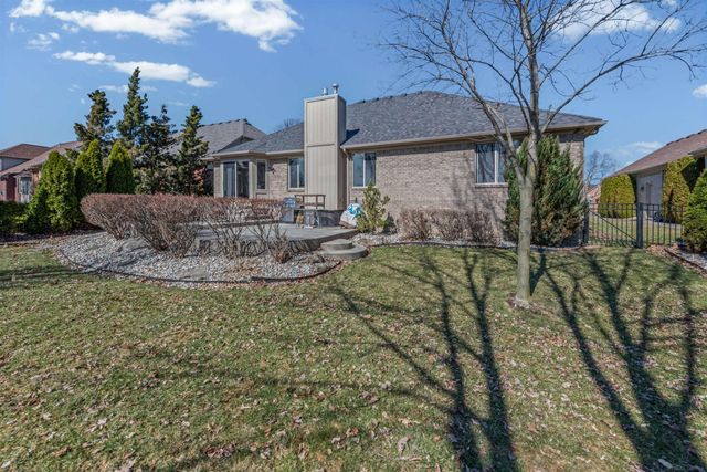 20470 Gloria Drive, Macomb Twp, MI 48044