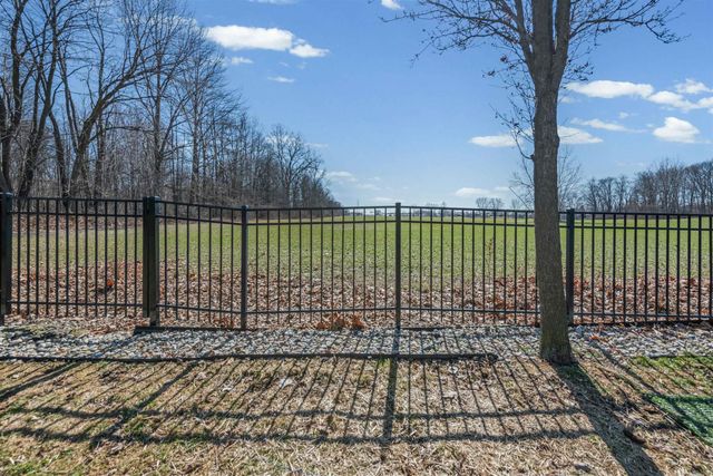 20470 Gloria Drive, Macomb Twp, MI 48044