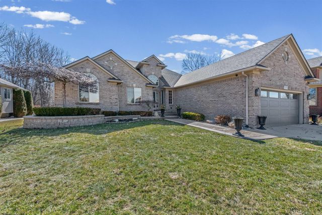 20470 Gloria Drive, Macomb Twp, MI 48044