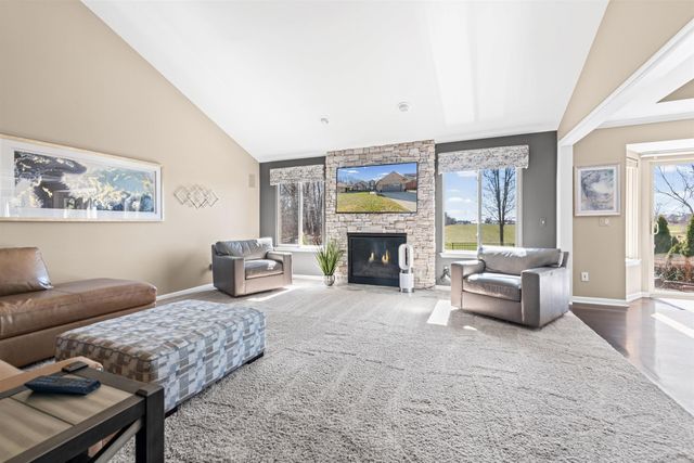 20470 Gloria Drive, Macomb Twp, MI 48044