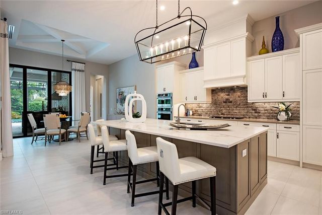 179 Mahogany DR, Naples, FL 34108