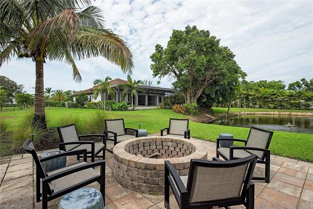 179 Mahogany DR, Naples, FL 34108