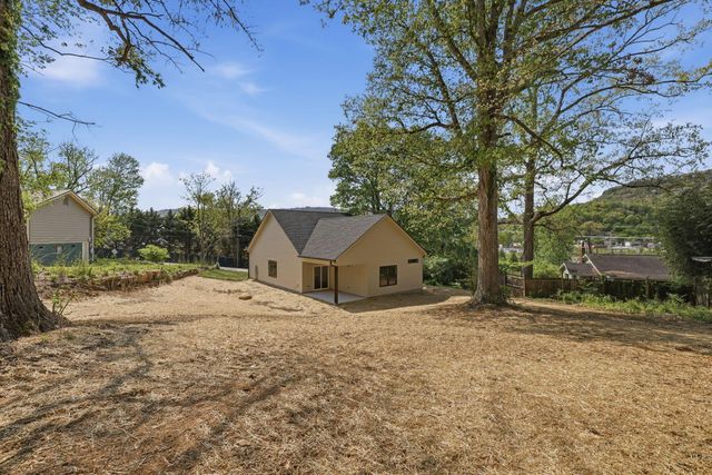 632 Runyan Drive, Chattanooga, TN 37405
