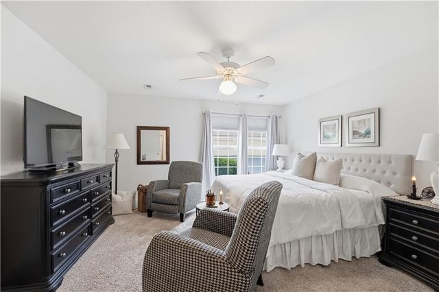 11320 S Pflumm Road, Olathe, KS 66215