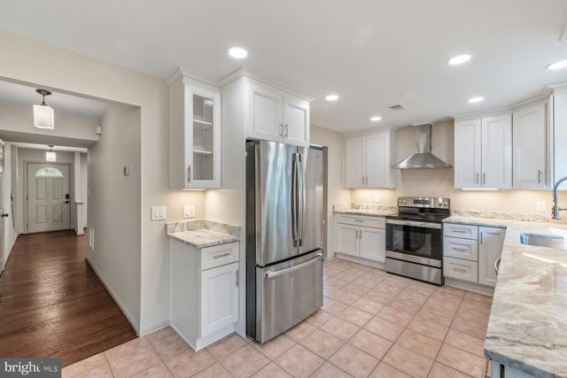 6275 KERRYDALE DR, Springfield, VA 22152