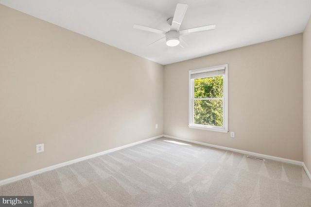 6275 KERRYDALE DR, Springfield, VA 22152
