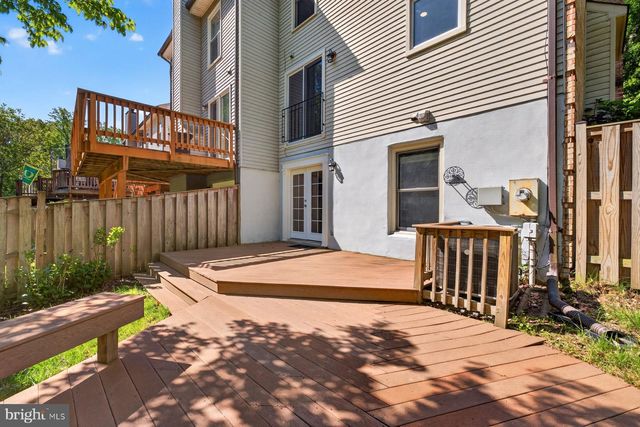 6275 KERRYDALE DR, Springfield, VA 22152