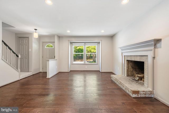 6275 KERRYDALE DR, Springfield, VA 22152