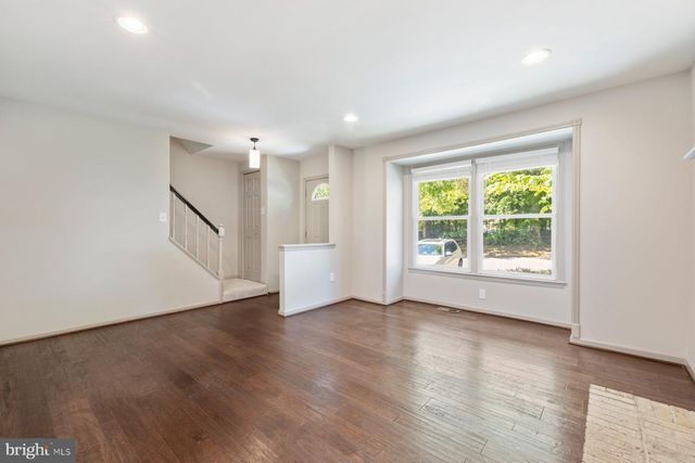 6275 KERRYDALE DR, Springfield, VA 22152