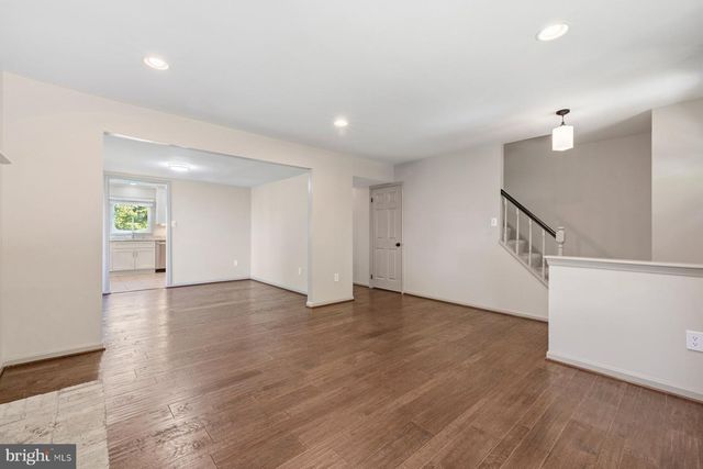 6275 KERRYDALE DR, Springfield, VA 22152