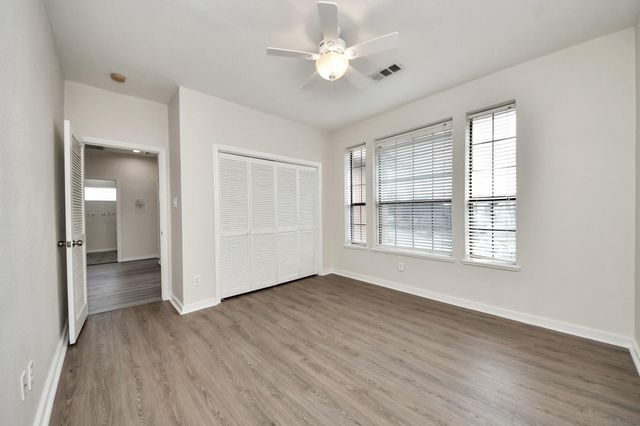 9803 Sage Lee Drive, Houston, TX 77089