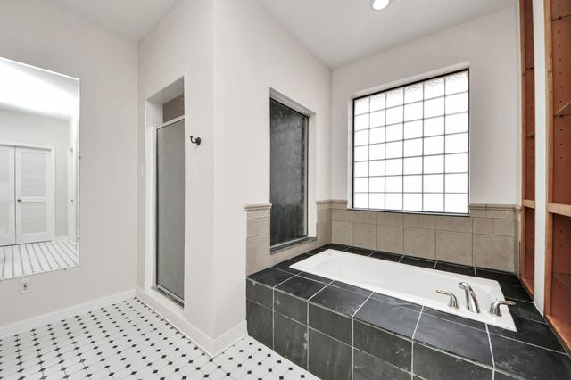 9803 Sage Lee Drive, Houston, TX 77089