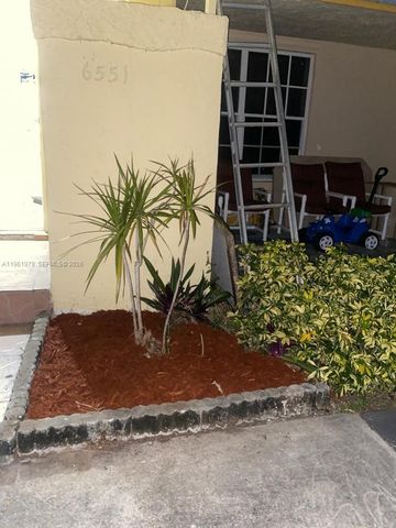 6551 Boulevard Of Champions 6551, North Lauderdale, FL 33068