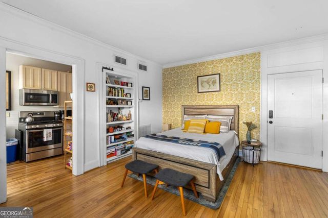 1071 N Highland Avenue NE 4, Atlanta, GA 30306