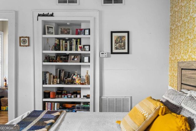 1071 N Highland Avenue NE 4, Atlanta, GA 30306