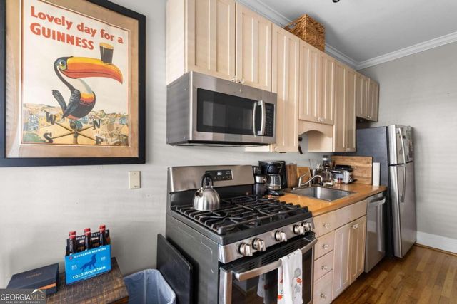 1071 N Highland Avenue NE 4, Atlanta, GA 30306