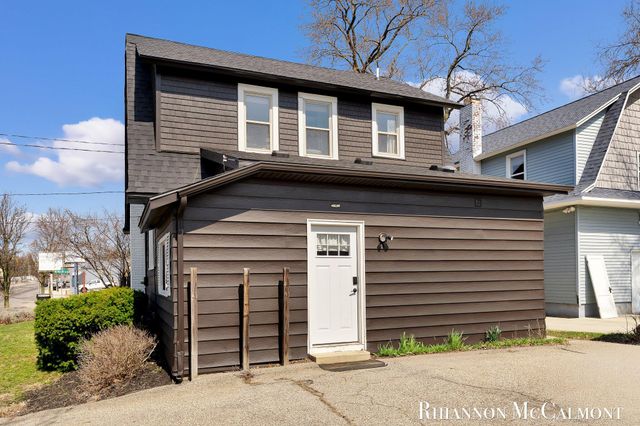 802 Merritt Street SE, Grand Rapids, MI 49507