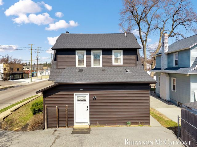 802 Merritt Street SE, Grand Rapids, MI 49507