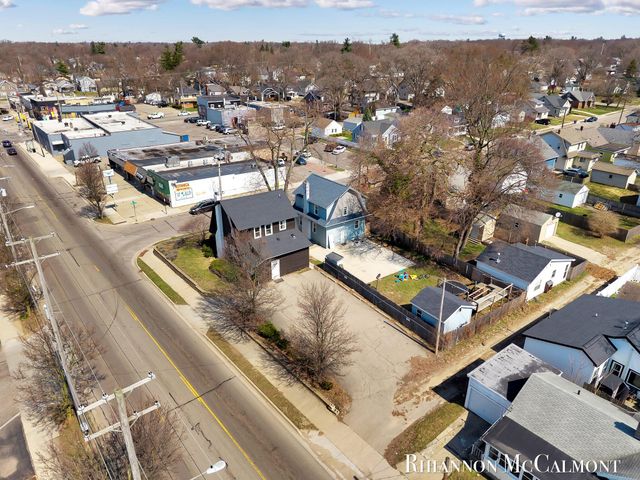 802 Merritt Street SE, Grand Rapids, MI 49507