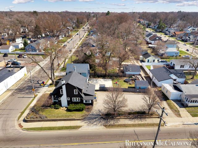 802 Merritt Street SE, Grand Rapids, MI 49507
