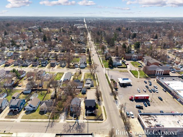 802 Merritt Street SE, Grand Rapids, MI 49507