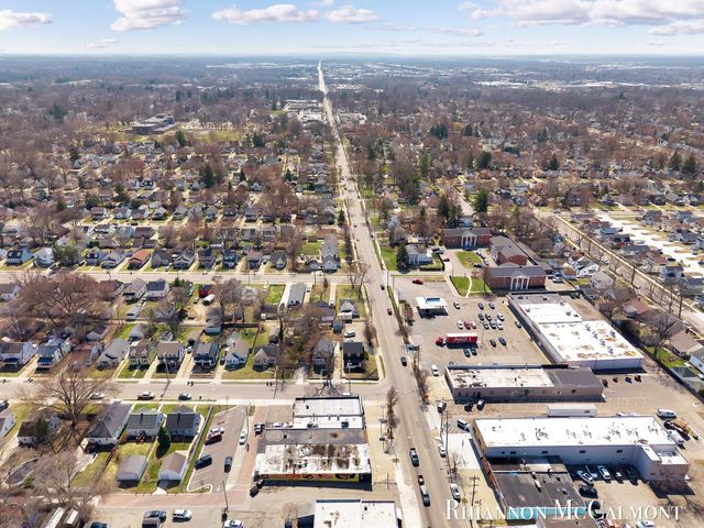 802 Merritt Street SE, Grand Rapids, MI 49507