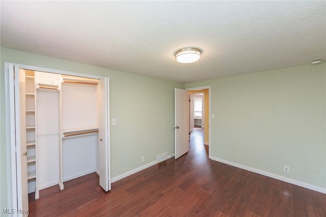 25111 S Woodland Road, Beachwood, OH 44122