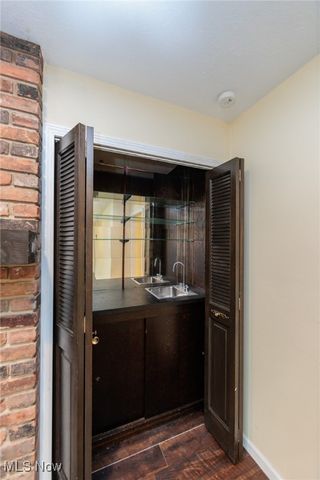 25111 S Woodland Road, Beachwood, OH 44122