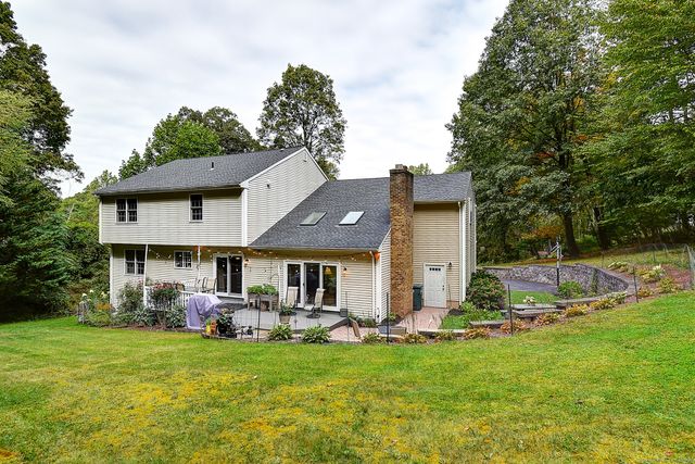 884 Moss Farms Road, Cheshire, CT 06410