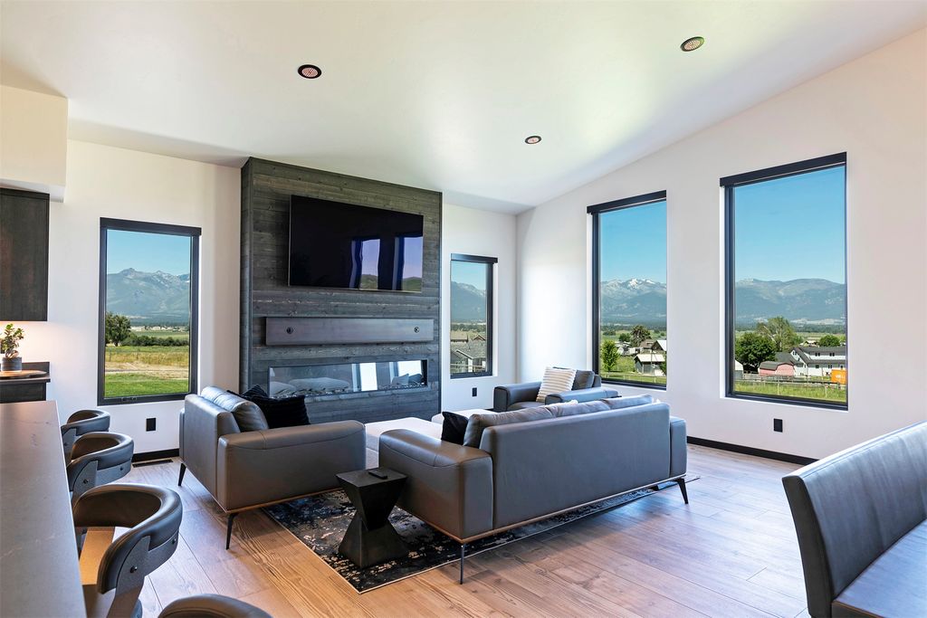 770 Coyote Creek Drive, Corvallis, MT 59828 photo 11