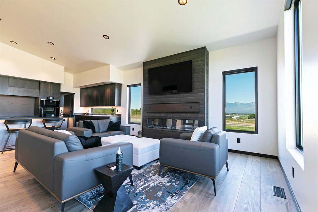 770 Coyote Creek Drive, Corvallis, MT 59828 photo 12