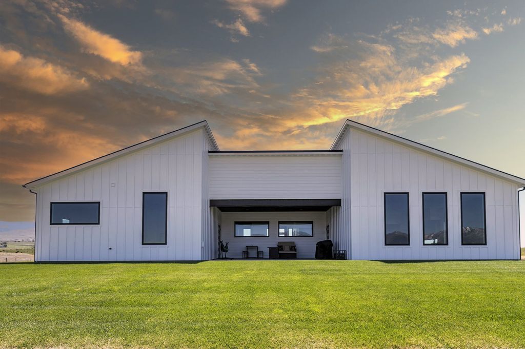 770 Coyote Creek Drive, Corvallis, MT 59828 photo 4